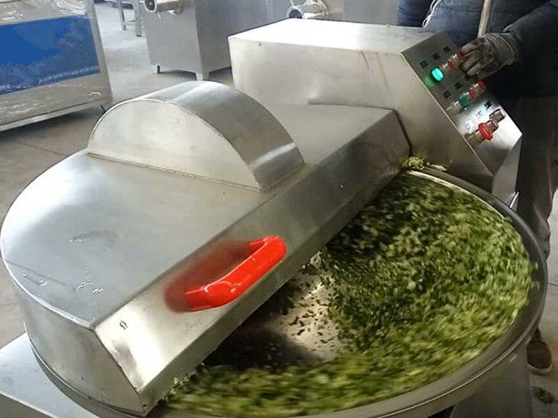 九游娱乐首页:俄军日损千二无人机绞肉机开足马力 普京手里还剩几张牌